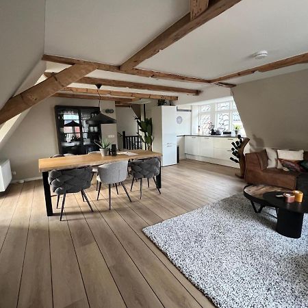 Stadslogies Het Leven Leeuwarden Buitenkant foto